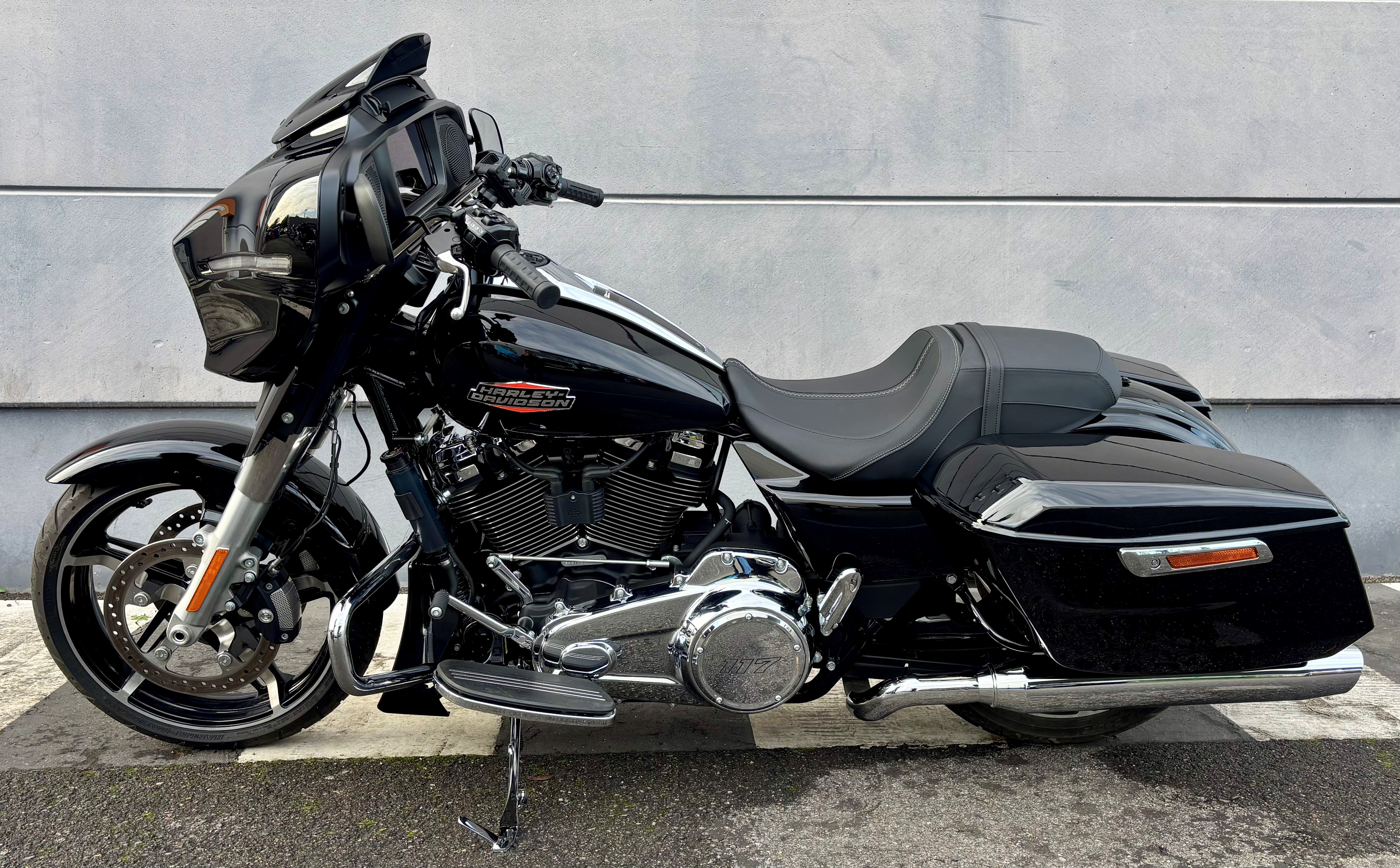 STREET GLIDE 2024